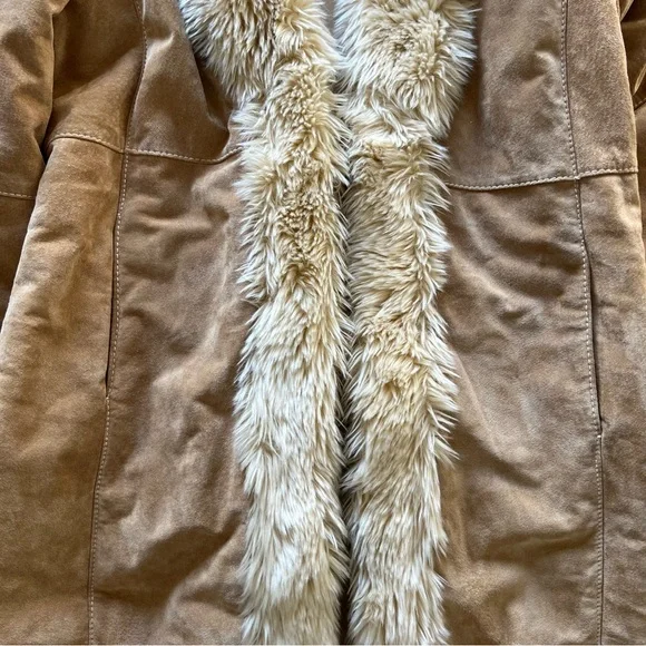 Wilsons Leather Vintage Tan Penny Suede Coat with Faux Fur Trim - Picture 6 of 9
